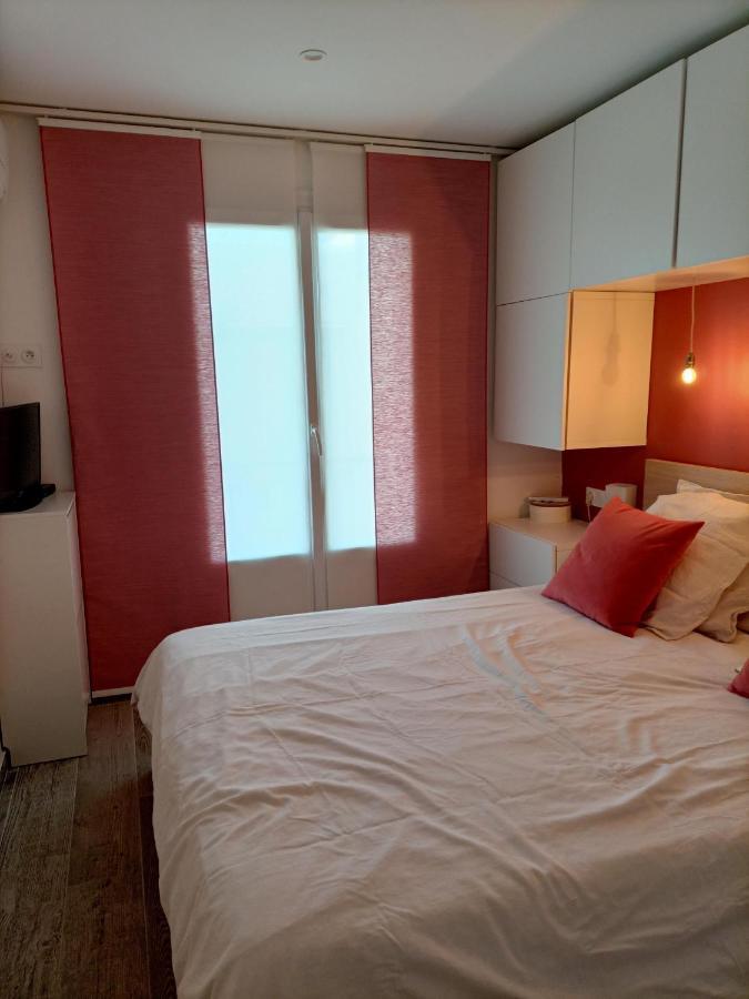 Appartement Proche Mer Avec Terrasse Et Jardin Privatif Hyères Kültér fotó
