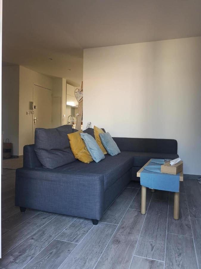 Appartement Proche Mer Avec Terrasse Et Jardin Privatif Hyères Kültér fotó