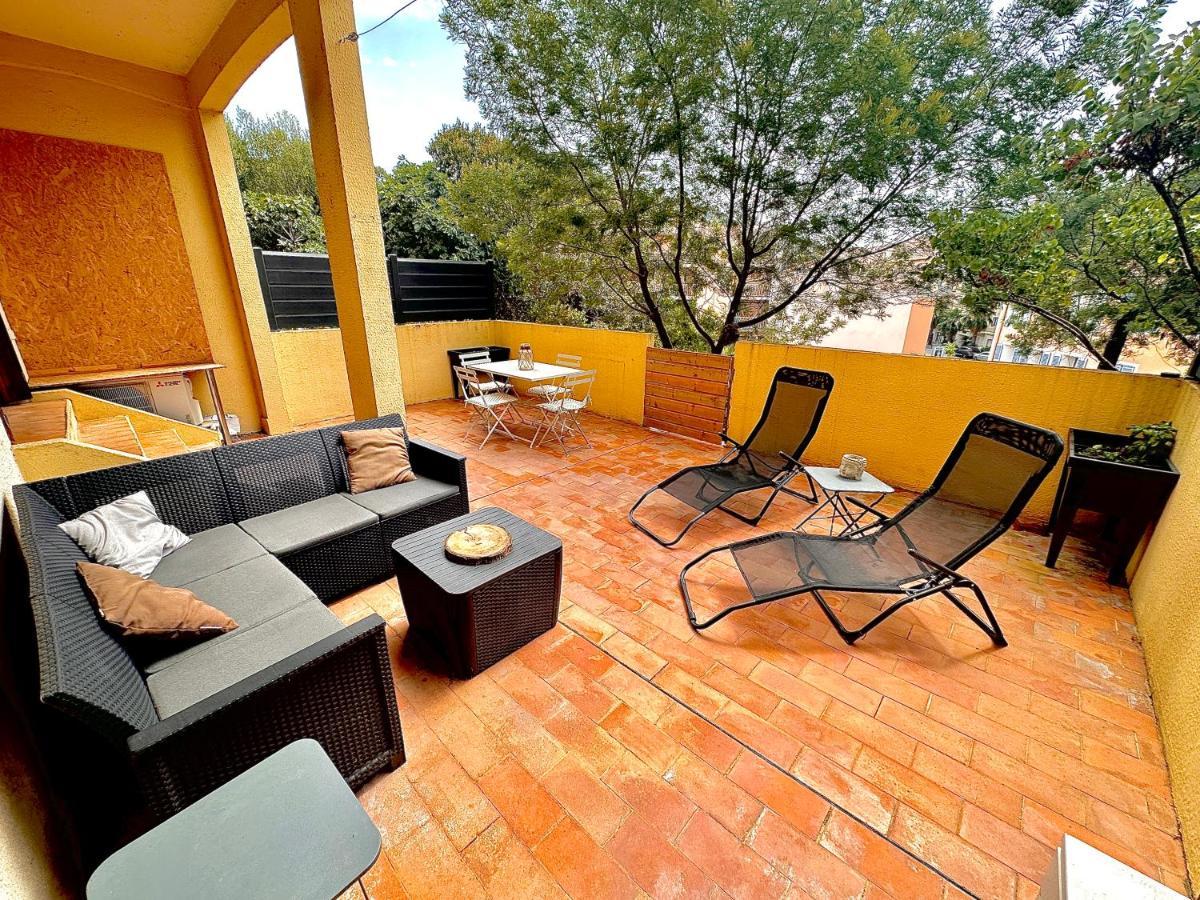 Appartement Proche Mer Avec Terrasse Et Jardin Privatif Hyères Kültér fotó