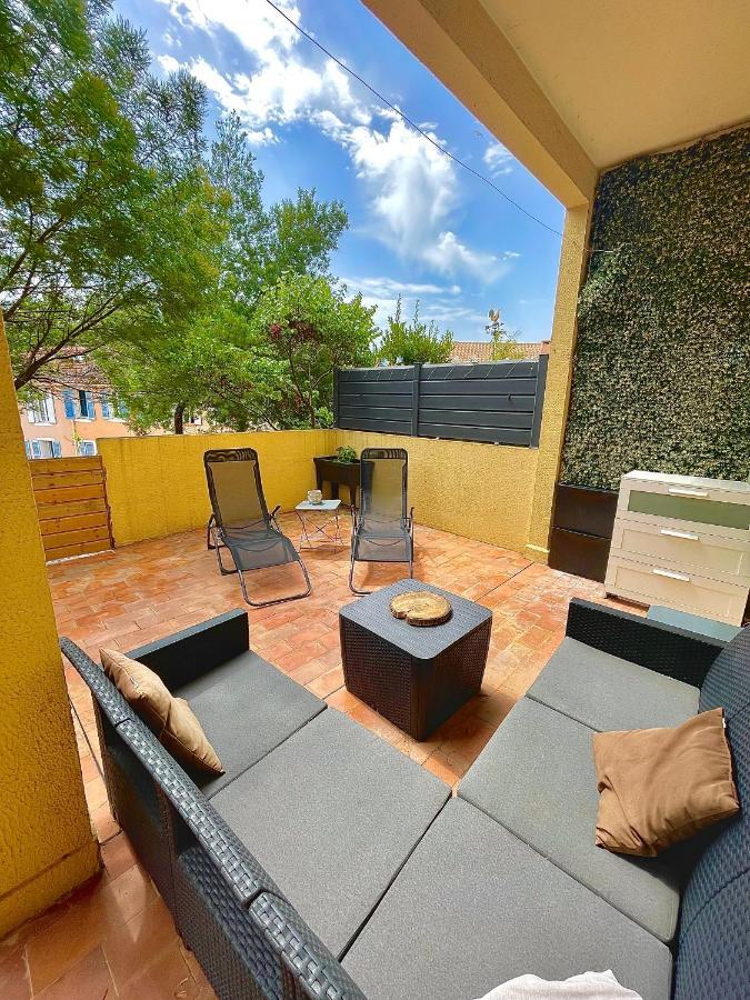 Appartement Proche Mer Avec Terrasse Et Jardin Privatif Hyères Kültér fotó
